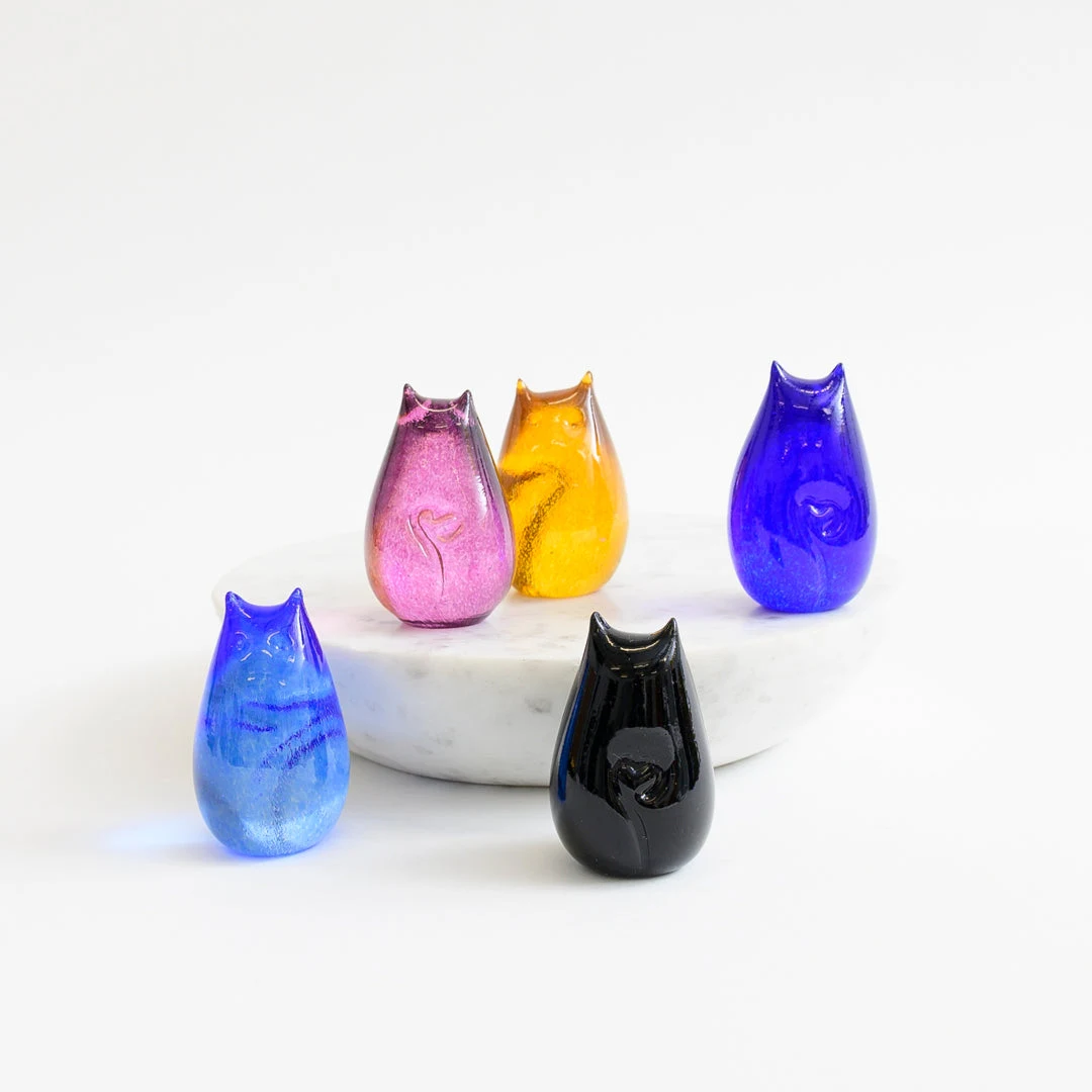 Glass Love Cats by Henrietta Glass.