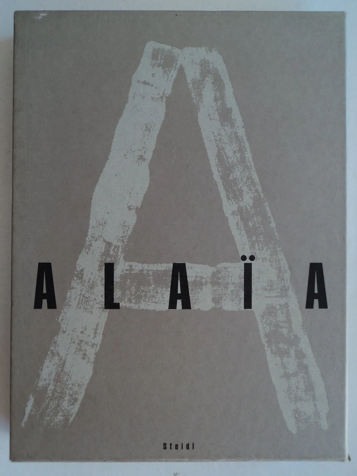 ALAIA The Superbook by Idea.