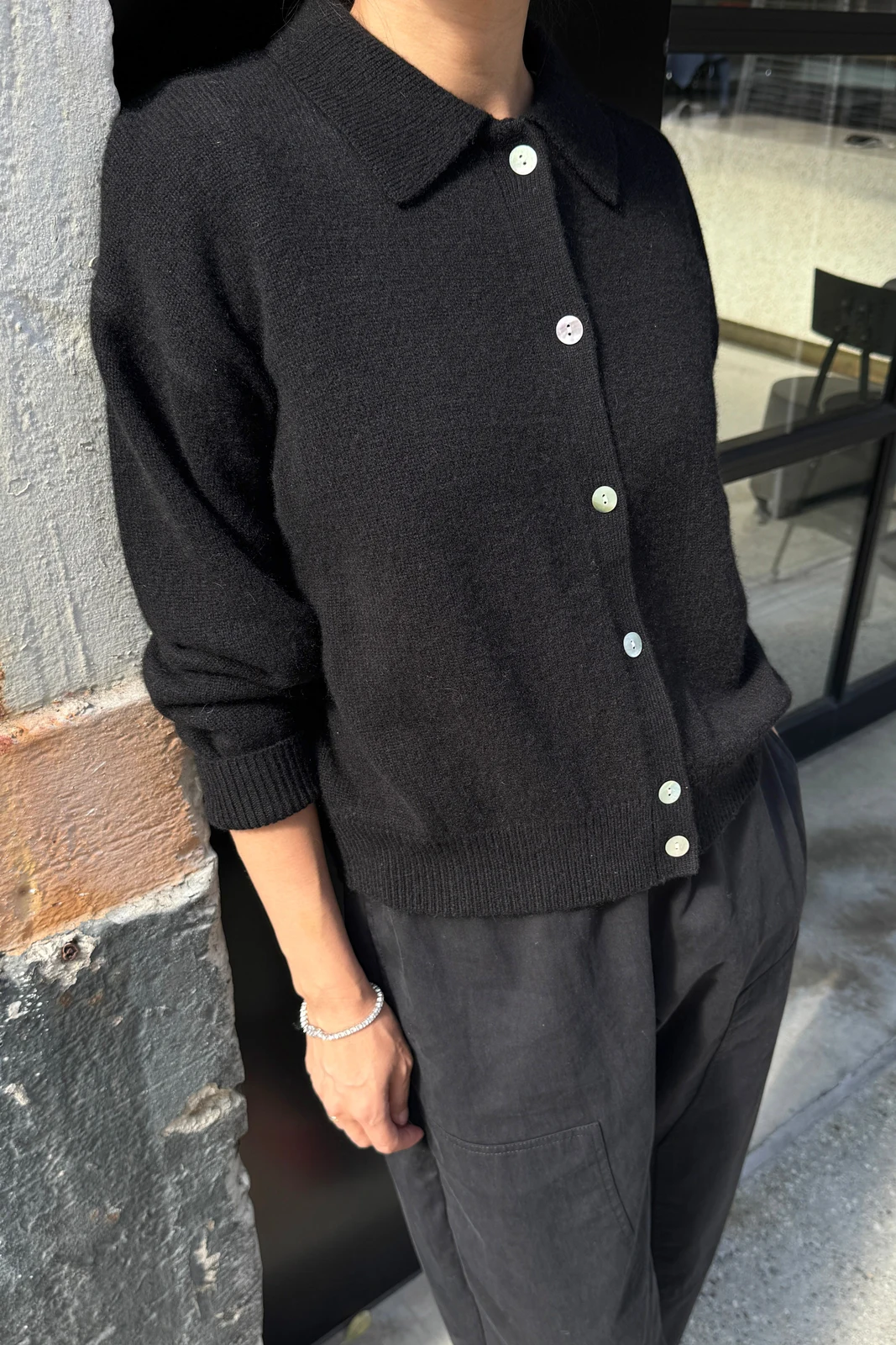 Lou Cashmere Cardigan - Black by INLOOK.