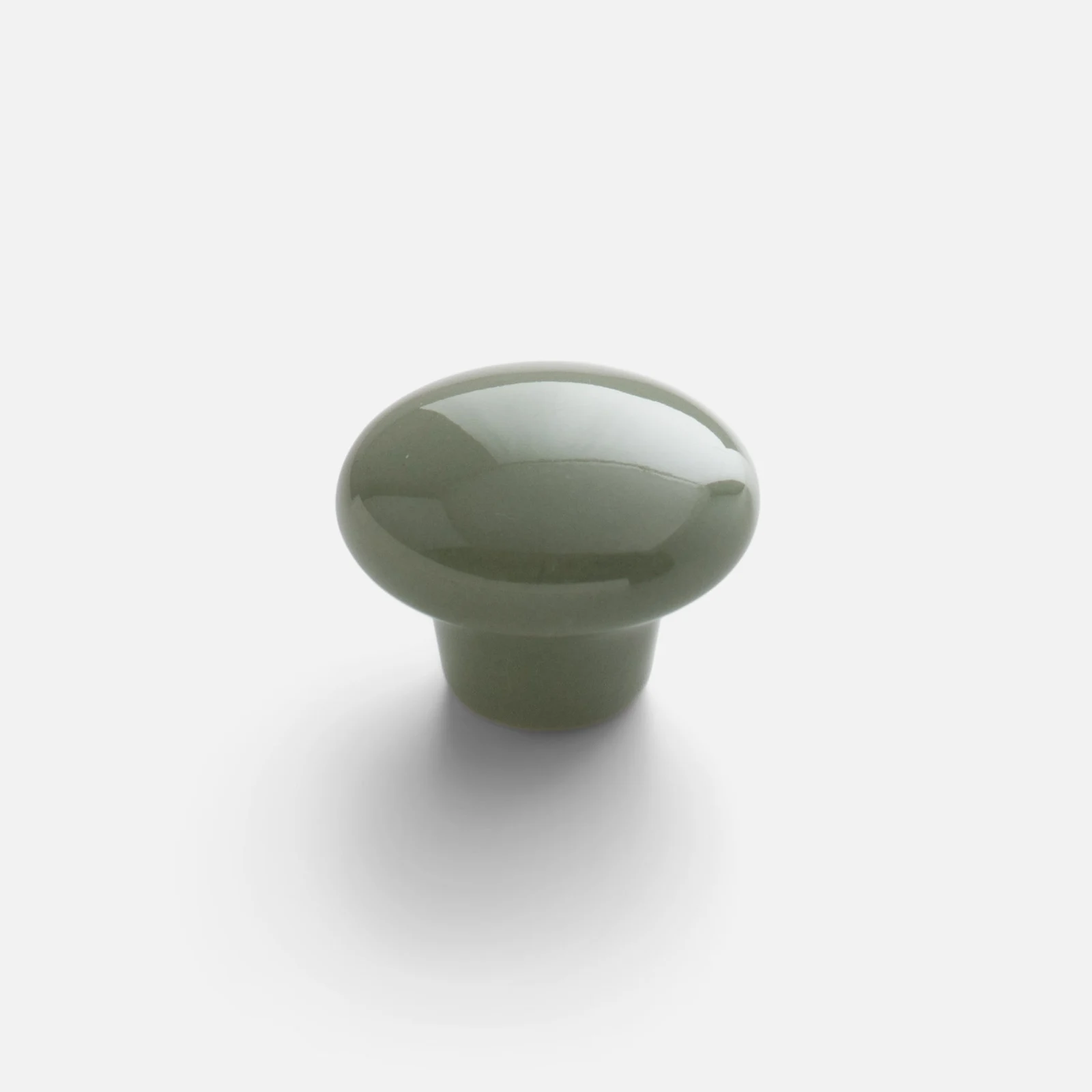 Ceramic Dish Knob by Schoolhouse.